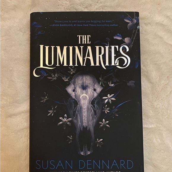 Owl Crate November Book Box - Picture 2 of 11